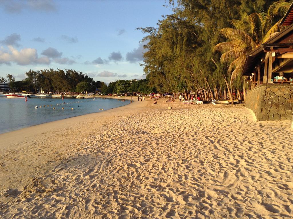 Ebrahim Flats - Grand Baie Beach Eksteriør billede